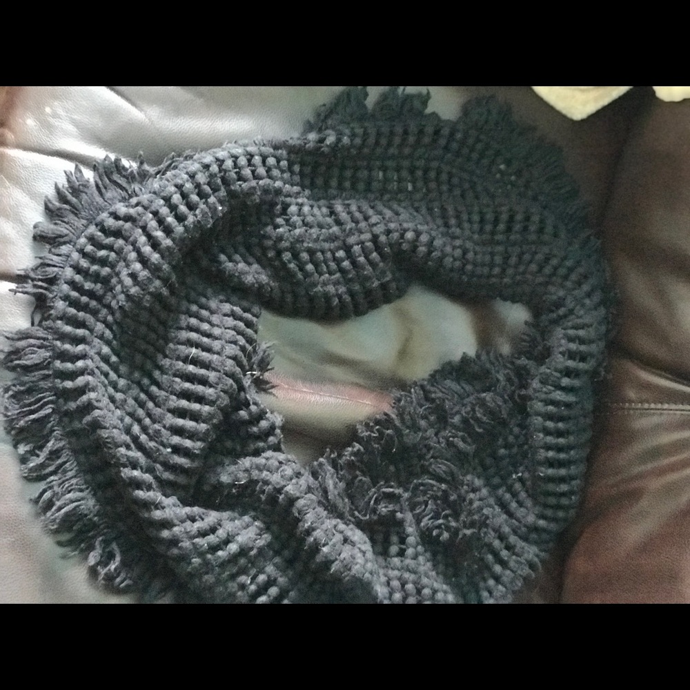 Black infinity scarf